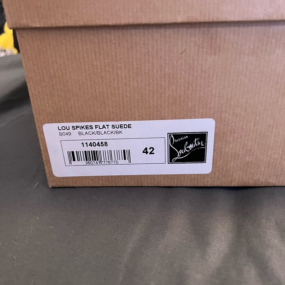 AUTHENTIC Christian Louboutin -Lou Spikes Flat Suede - Picture 2 of 6